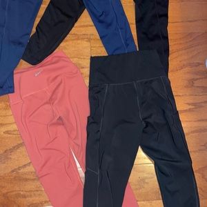 4 Pairs of leggings